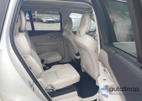 2022 Volvo Xc90 T6 Inscription 6 Passenger z USA, uszkodzony, nr VIN YV4A221L0N1852155